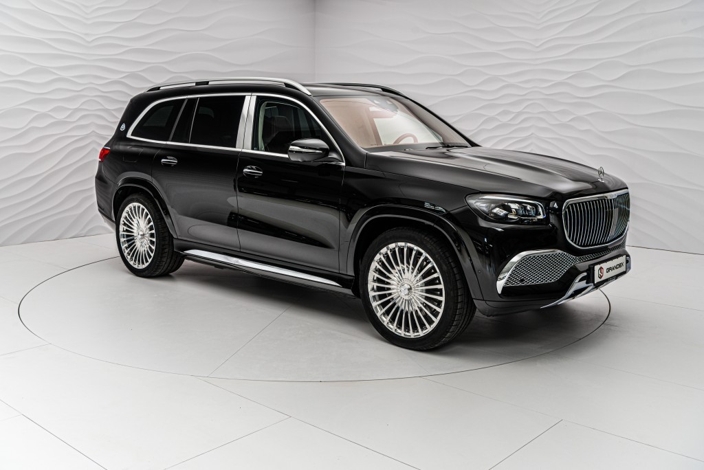 2022 Mercedes-Maybach GLS 600, 18/40