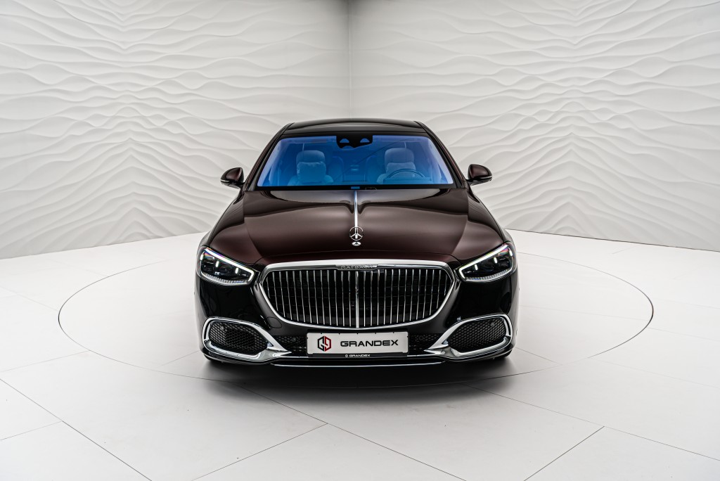 2022 Mercedes-Maybach S 580, 2/20