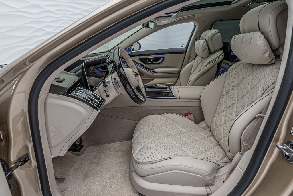 2022 Mercedes-Maybach S 580, 14/20