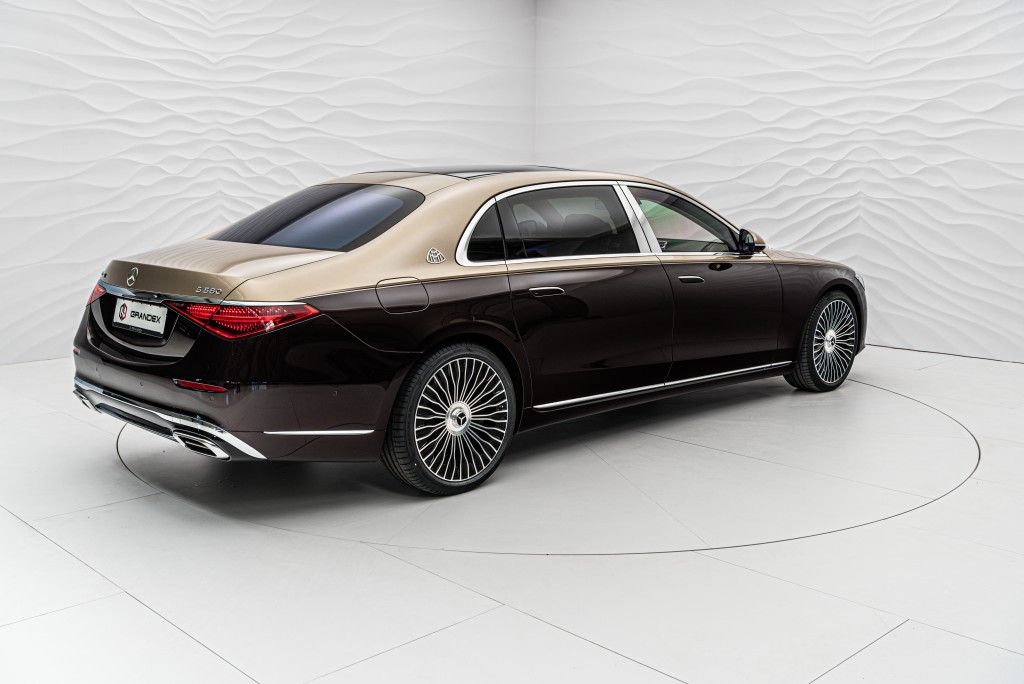 2022 Mercedes-Maybach S 580, 15/20