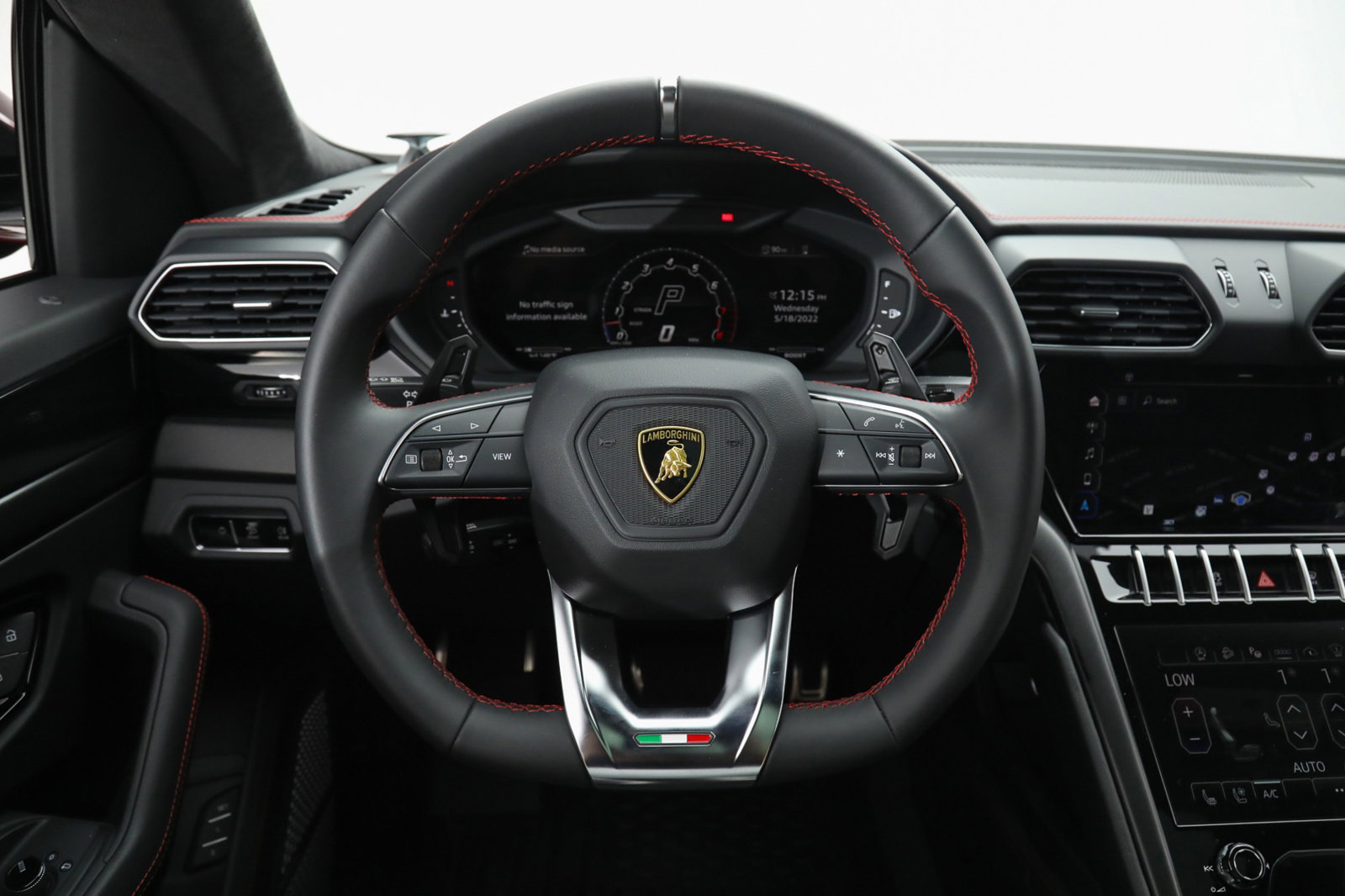 2022 LAMBORGHINI URUS, 4/22