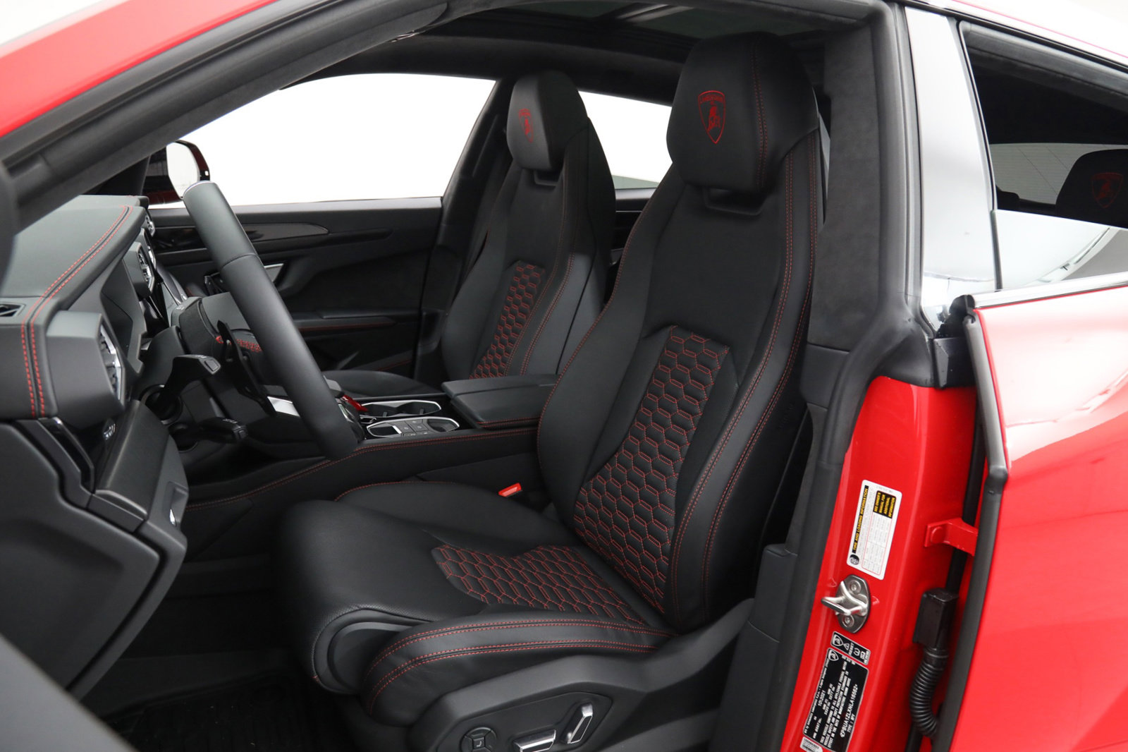 2022 LAMBORGHINI URUS, 6/22