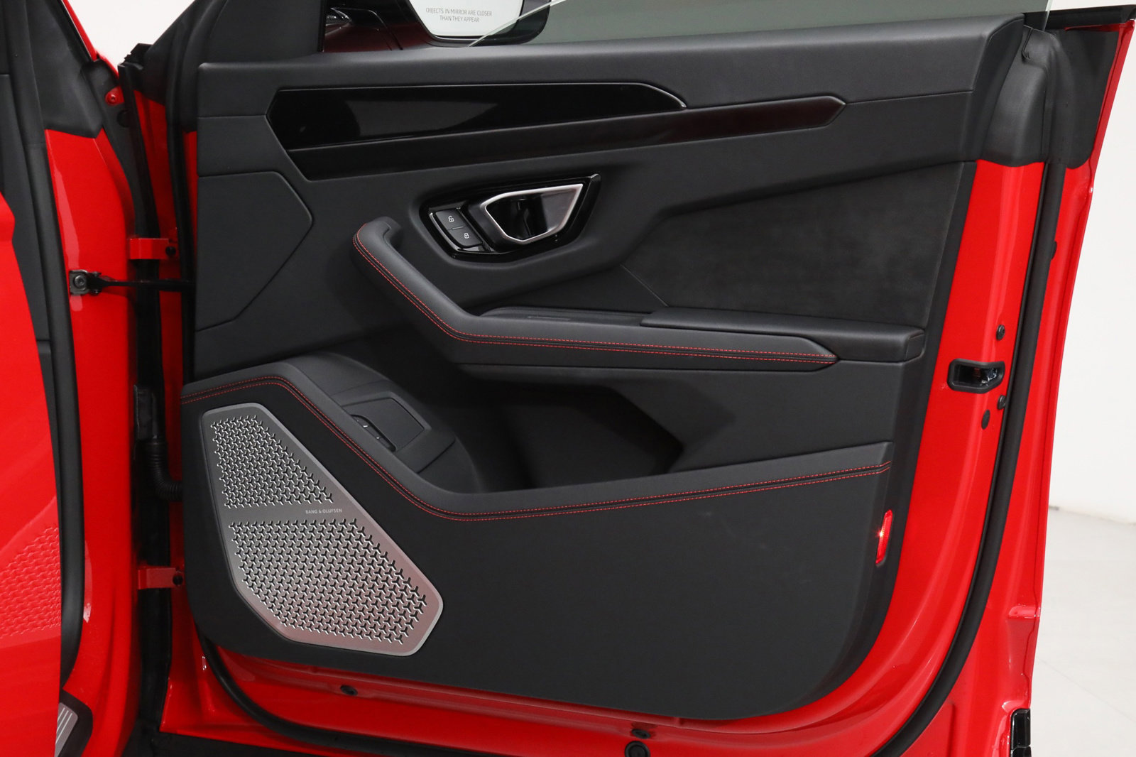 2022 LAMBORGHINI URUS, 11/22