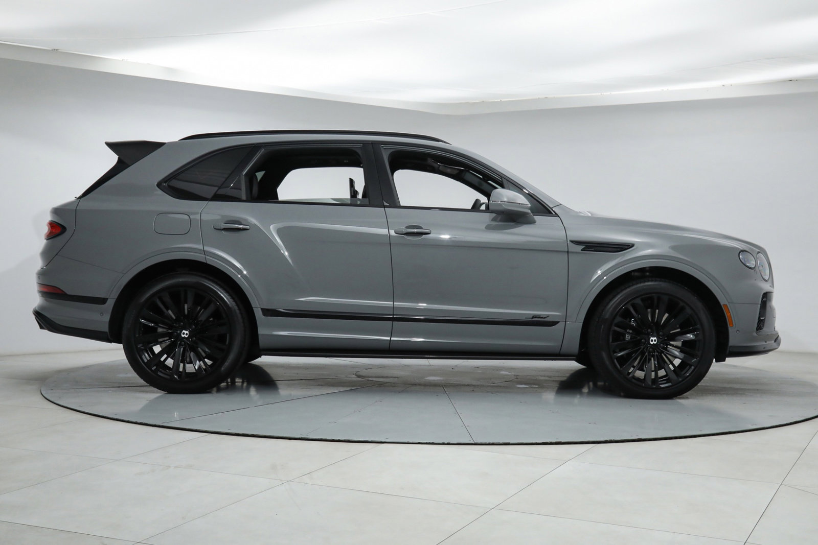 2022 BENTLEY BENTAYGA SPEED, 16/20