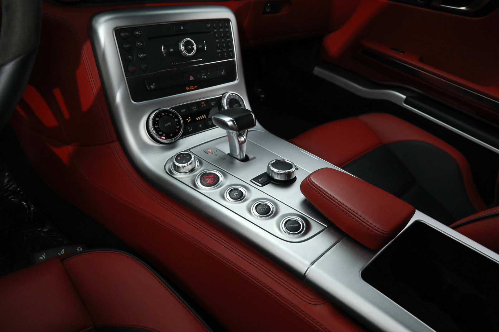 2011 MERCEDES-BENZ SLS AMG, 8/21