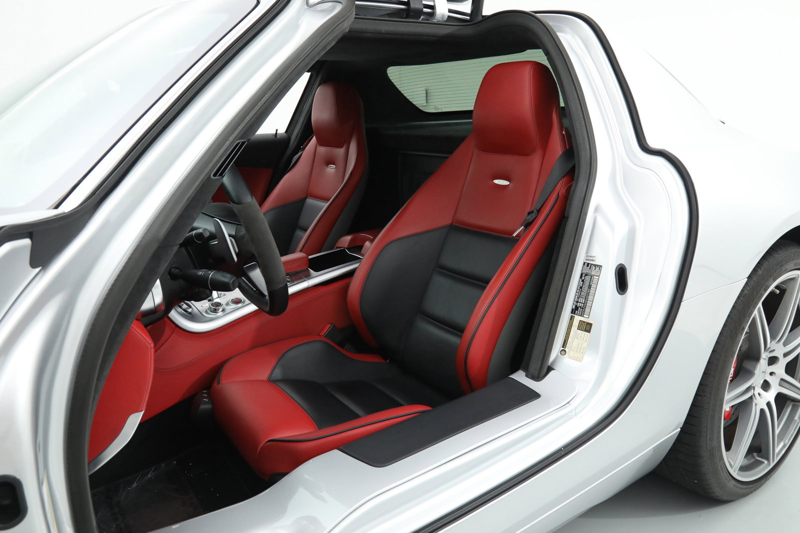 2011 MERCEDES-BENZ SLS AMG, 9/21
