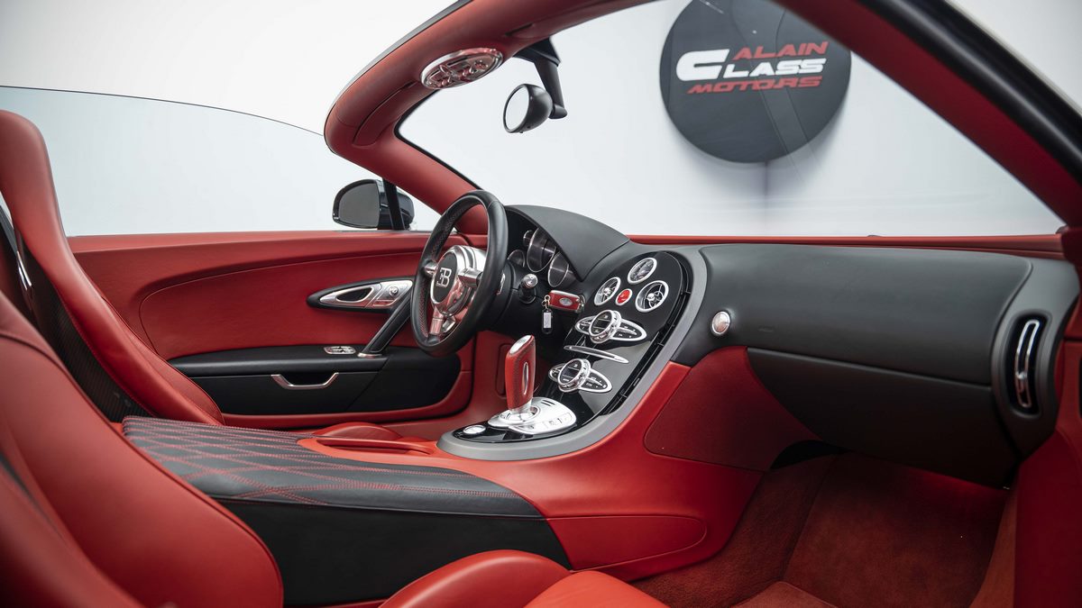 2011 Bugatti Veyron Grand Sport, 4/20