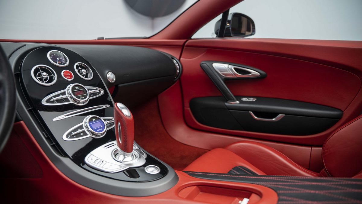 2011 Bugatti Veyron Grand Sport, 7/20