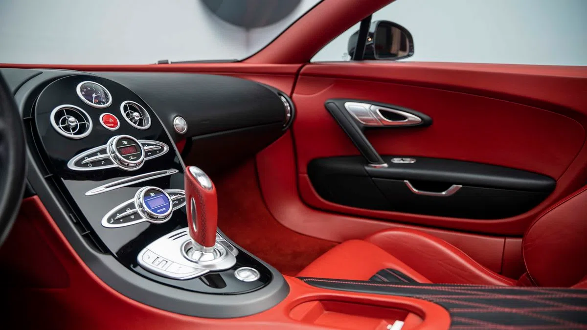 2011 Bugatti Veyron Grand Sport interior, door panel, Red Leather
