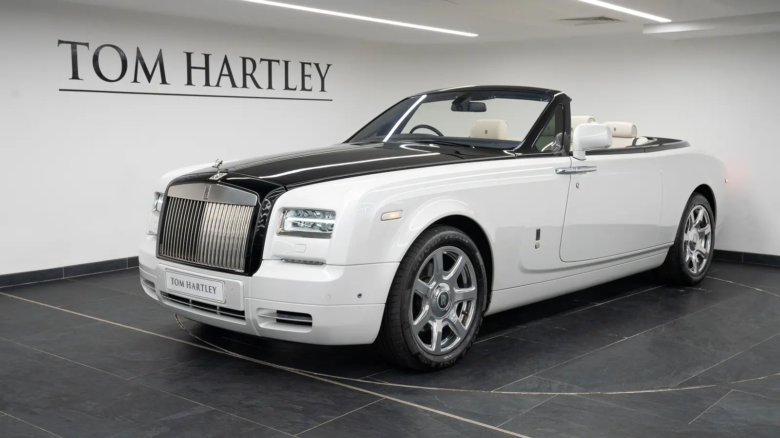 2016 Rolls-Royce Phantom Drophead Coupé Series II, 12/20