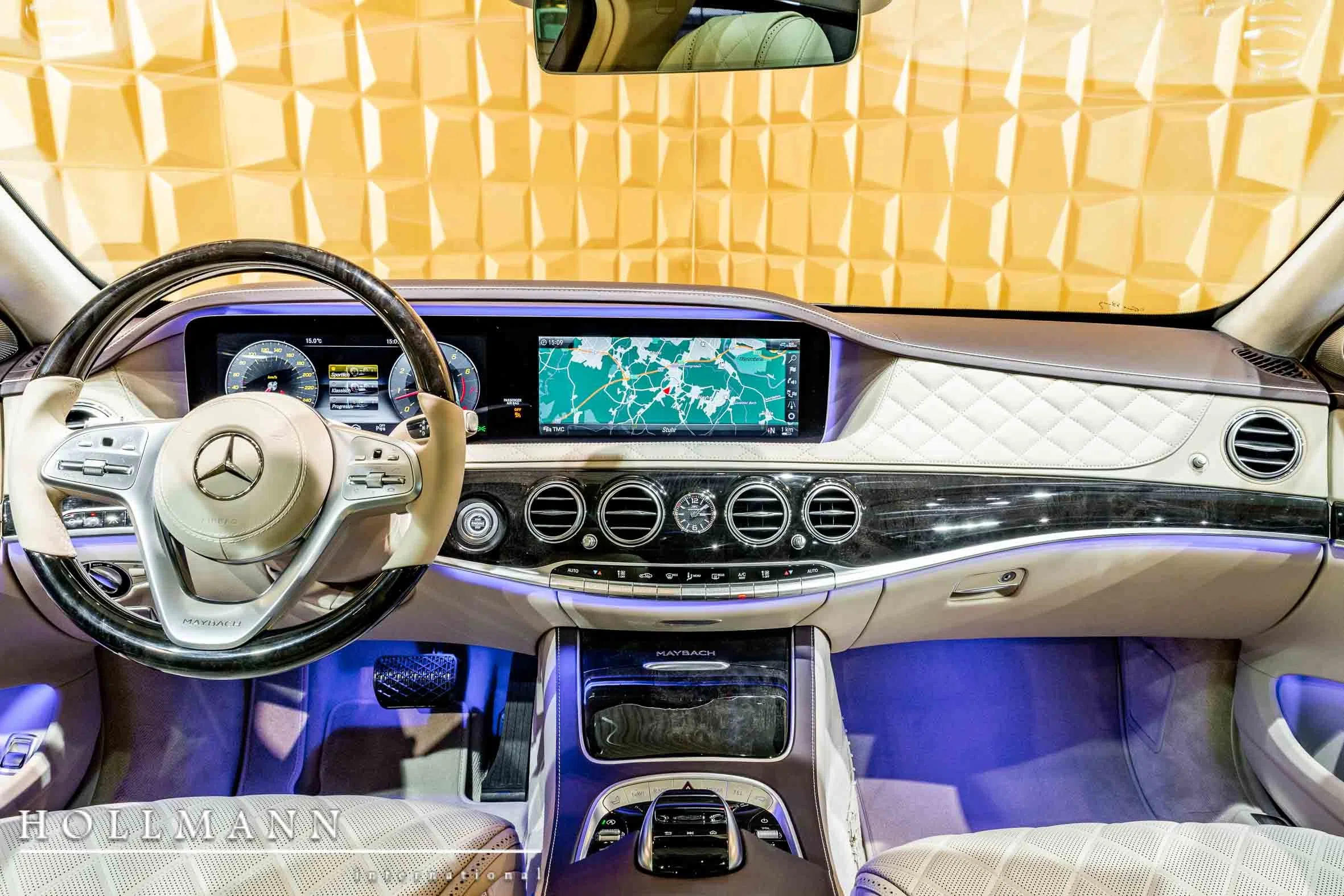 2018 Mercedes-Maybach S 560 4M interior