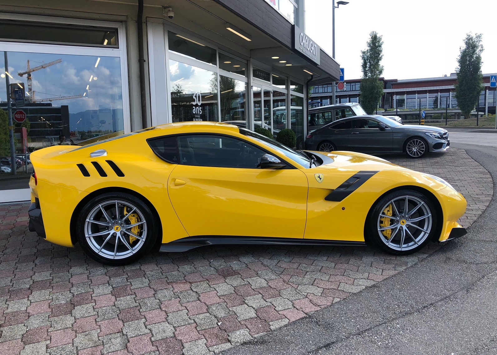 2016 Ferrari F12 TDF, 5/13