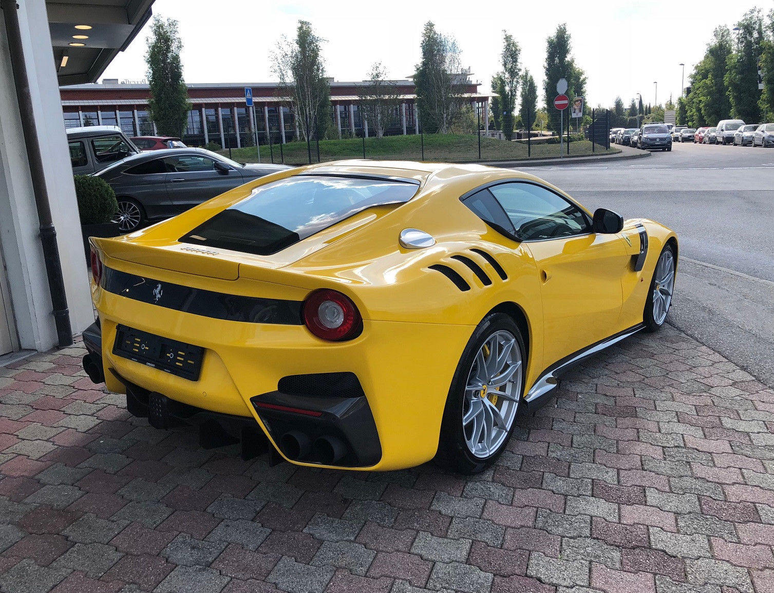 2016 Ferrari F12 TDF, 7/13