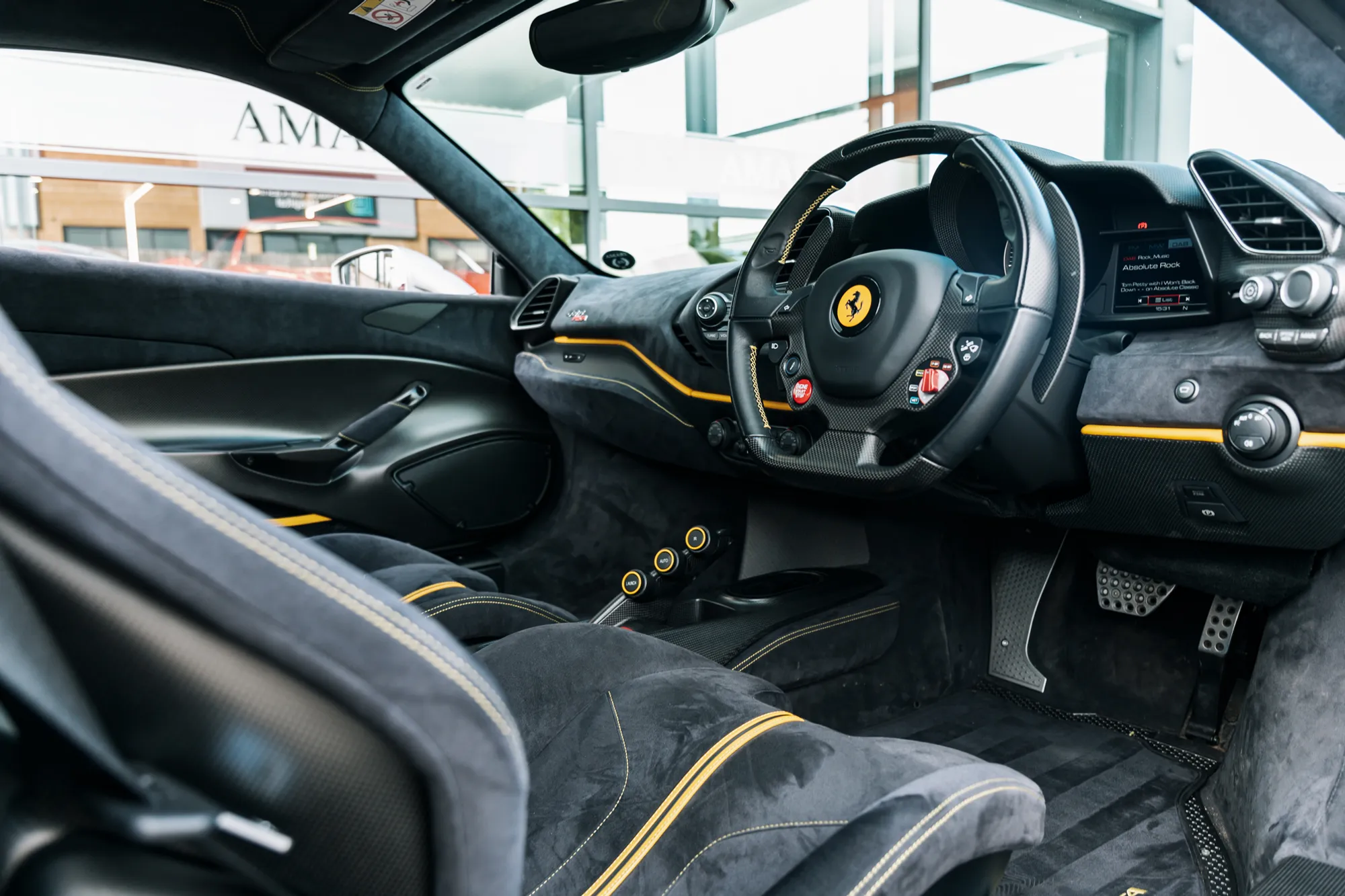 2020 Ferrari 488 Pista, 13/20