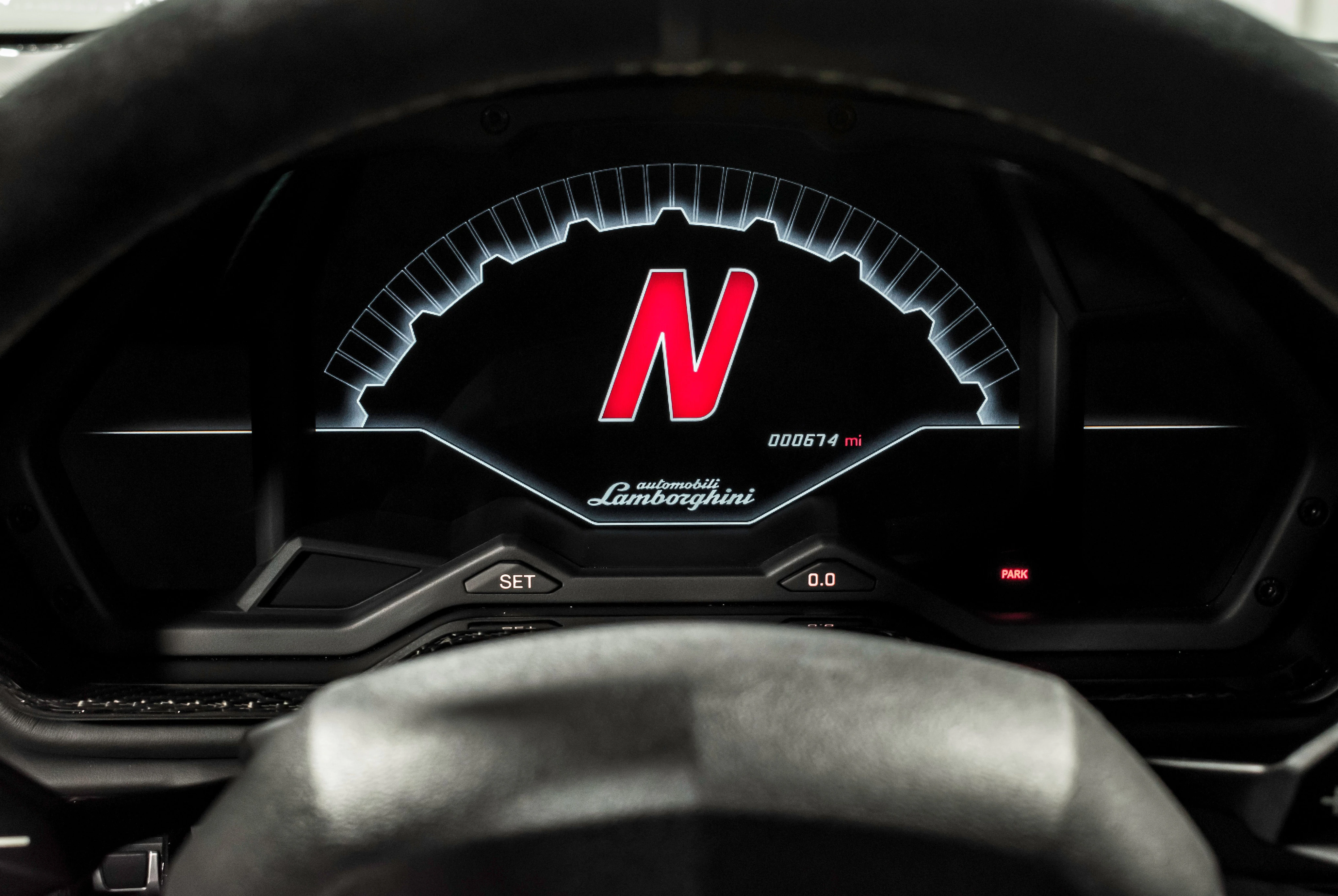 2017 Lamborghini Aventador SV LP 750-4, 24/28