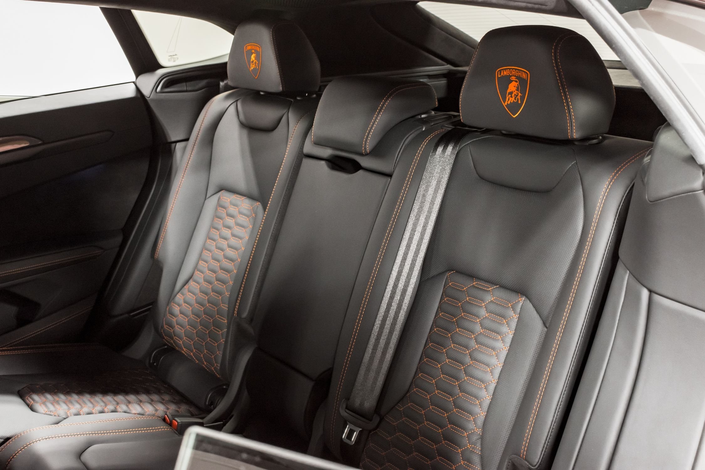 2022 Lamborghini Urus, 18/20