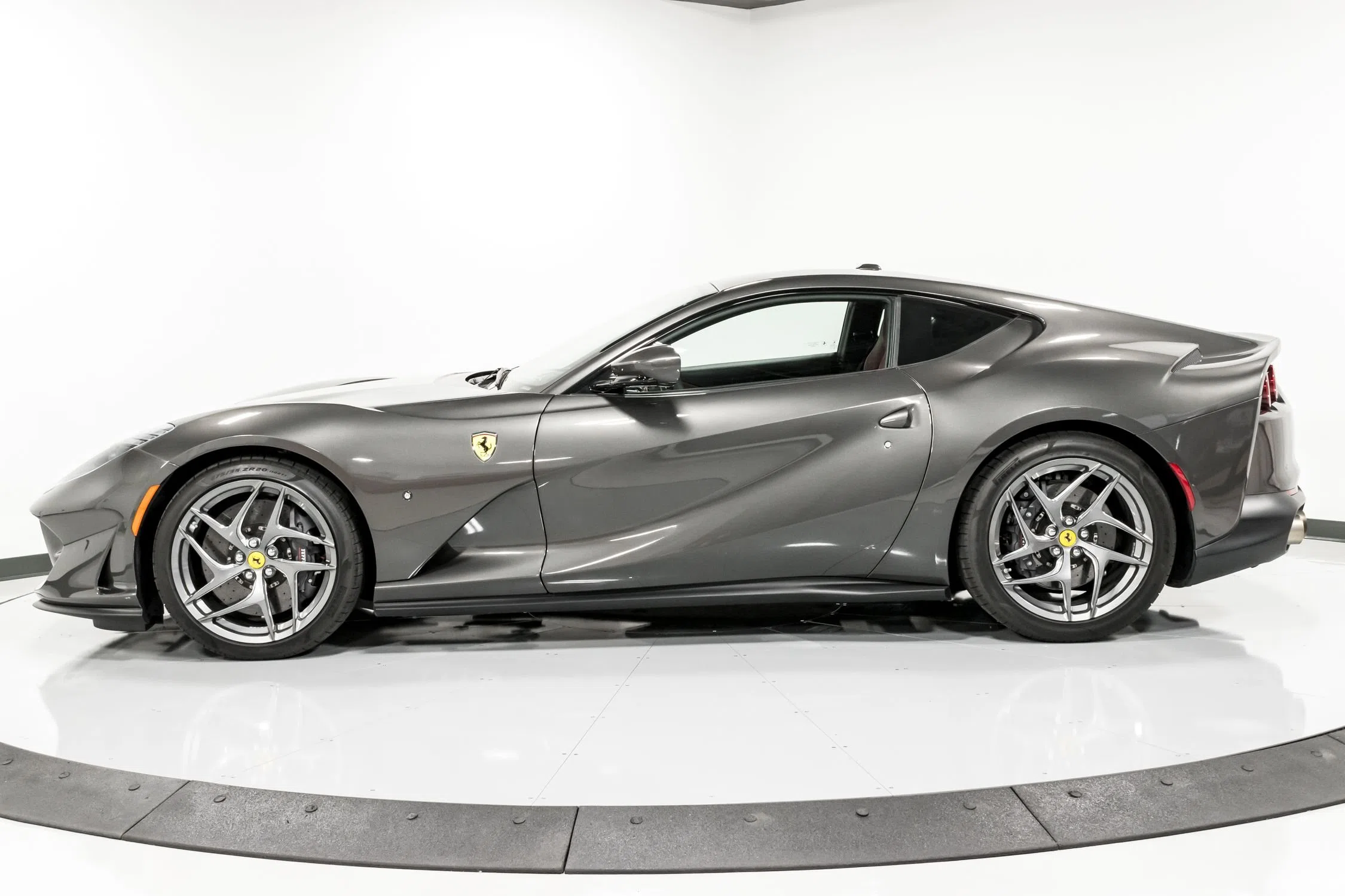 2020 Ferrari 812 Superfast fastback for sale, exterior, Extracampiona