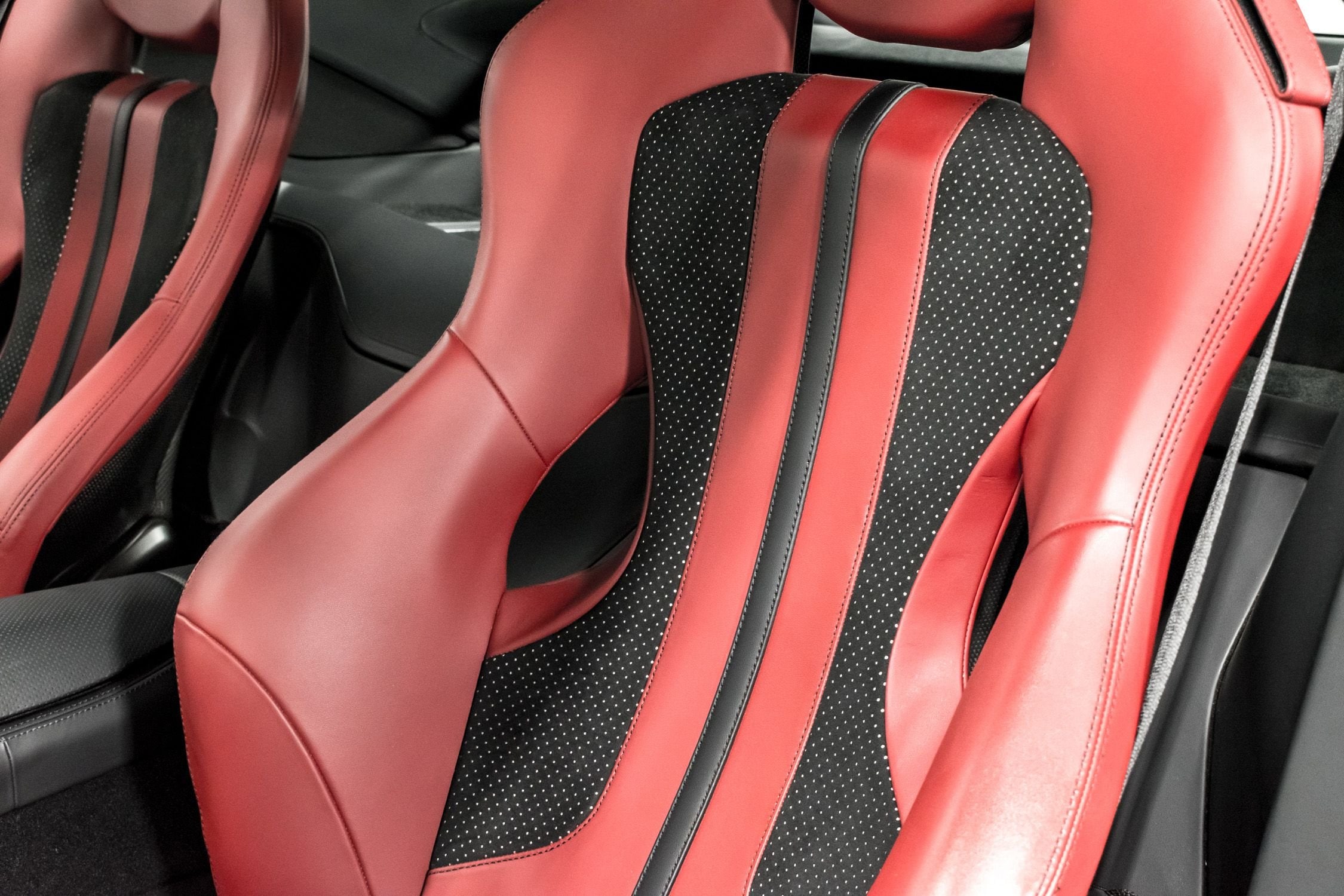 2020 Ferrari 812 Superfast fastback, 16/20