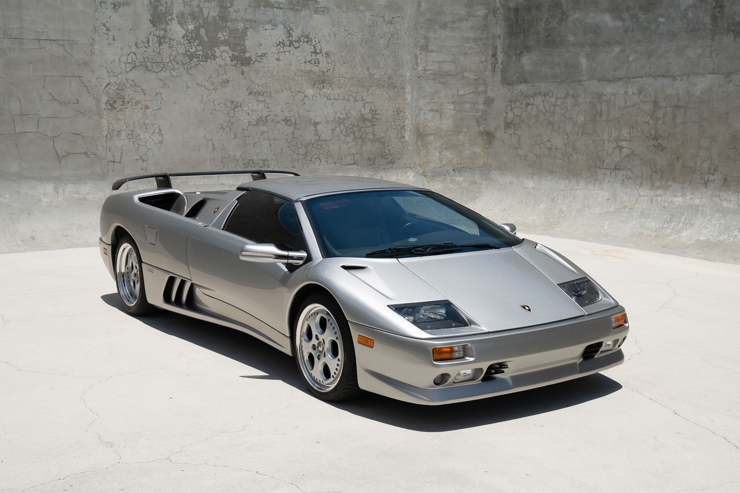 1999 LAMBORGHINI DIABLO ROADSTER MILLENNIUM EDITION, 4/20