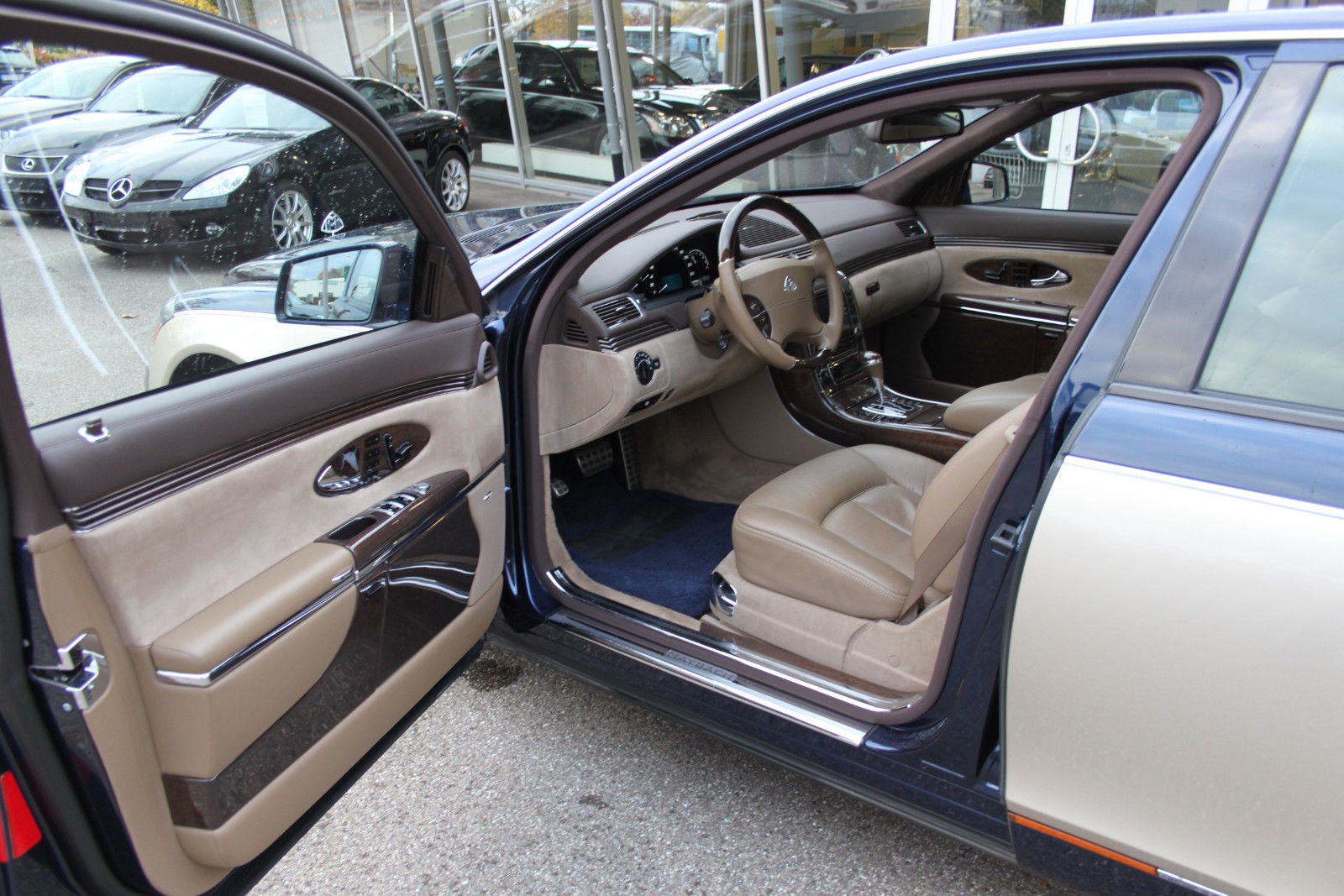 2010 Maybach 62, 4/14