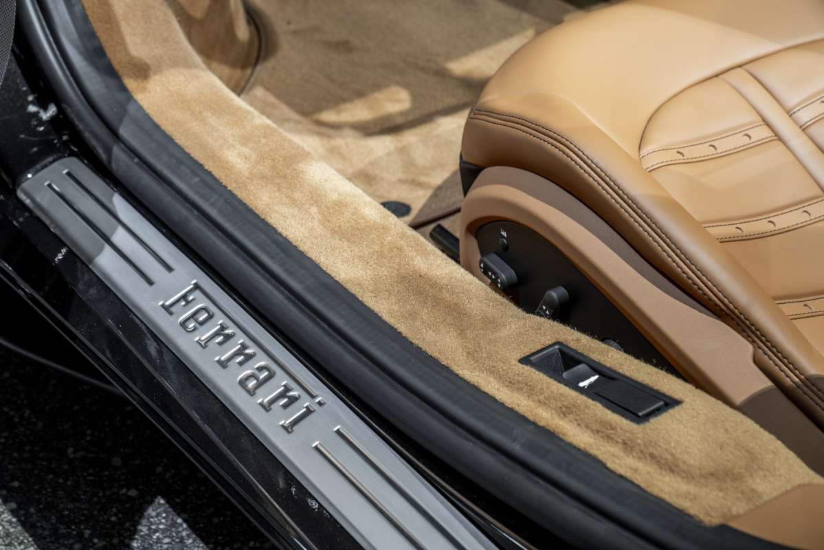 2022 FERRARI F8 SPIDER, 13/19