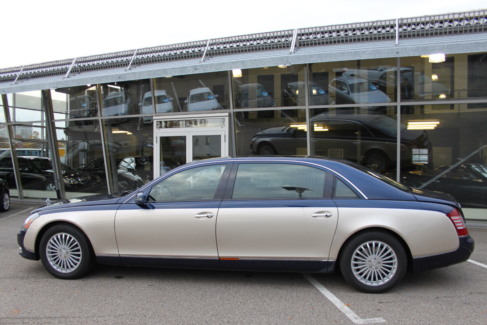 2010 Maybach 62, 7/14