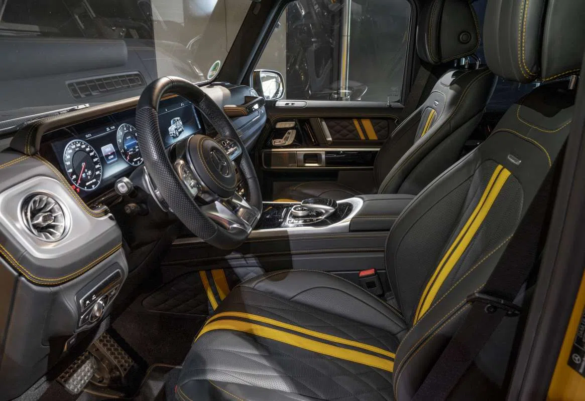 2018 BRABUS XLP 700 Adventure interior, Black