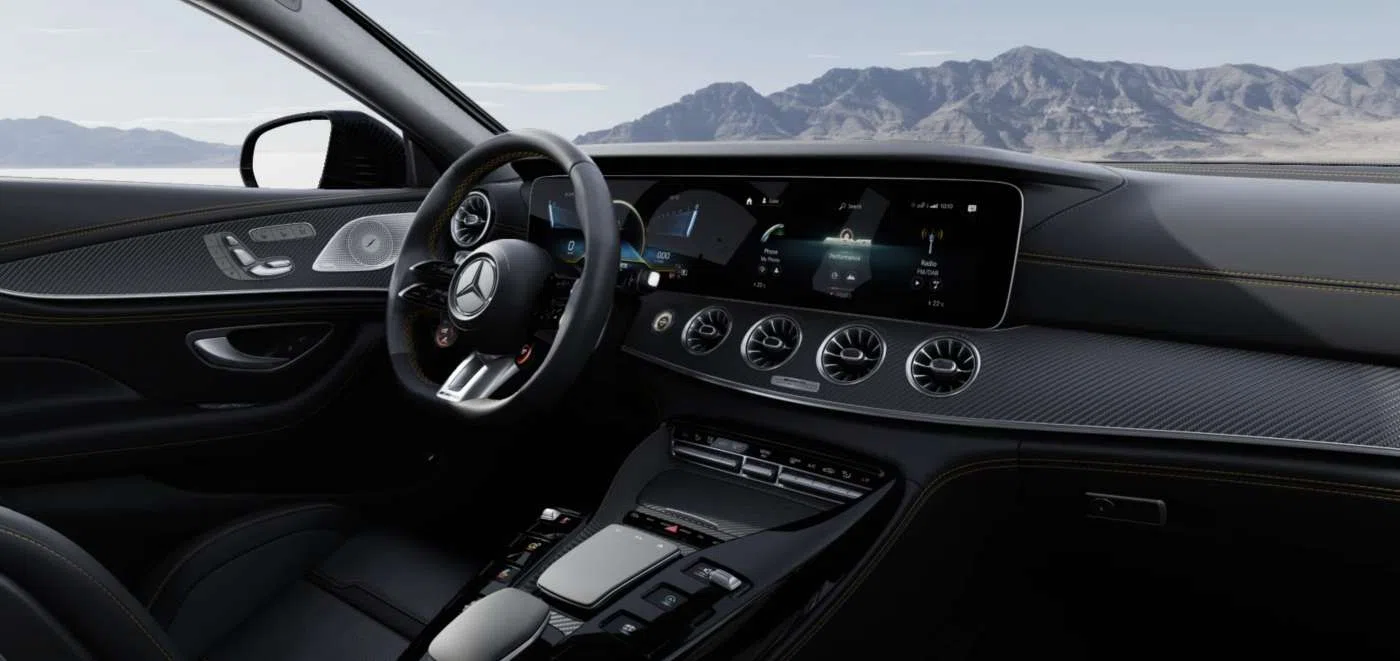 2022 Mercedes-Benz AMG GT 63 S E Performance interior, dashboard, Schwarz-Titangraupearl