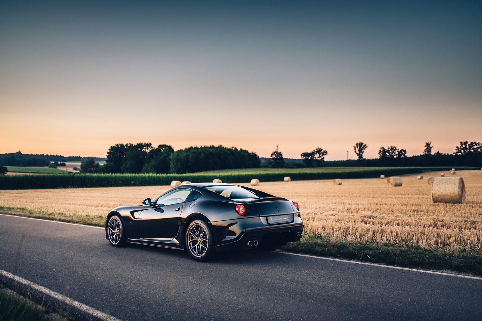 2010 Ferrari 599 GTO, 7/16
