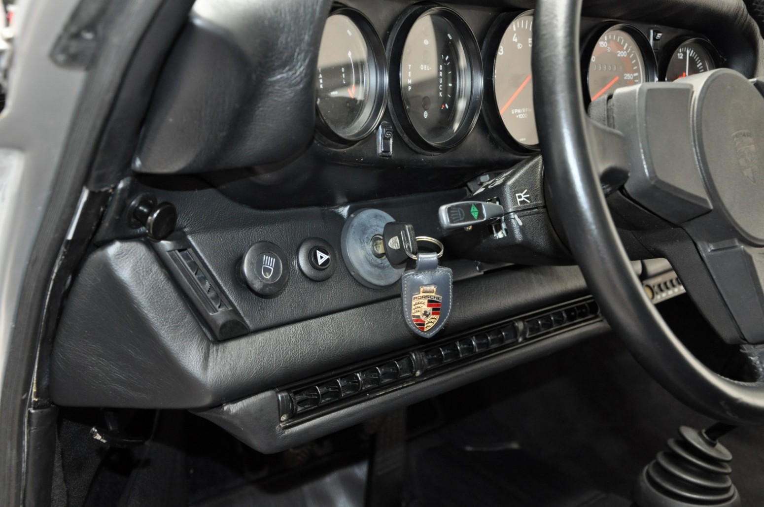 1975 Porsche 911, 4/19