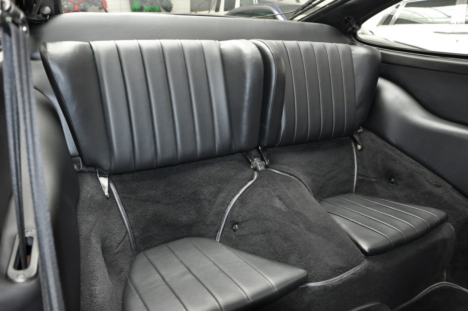 1975 Porsche 911, 6/19