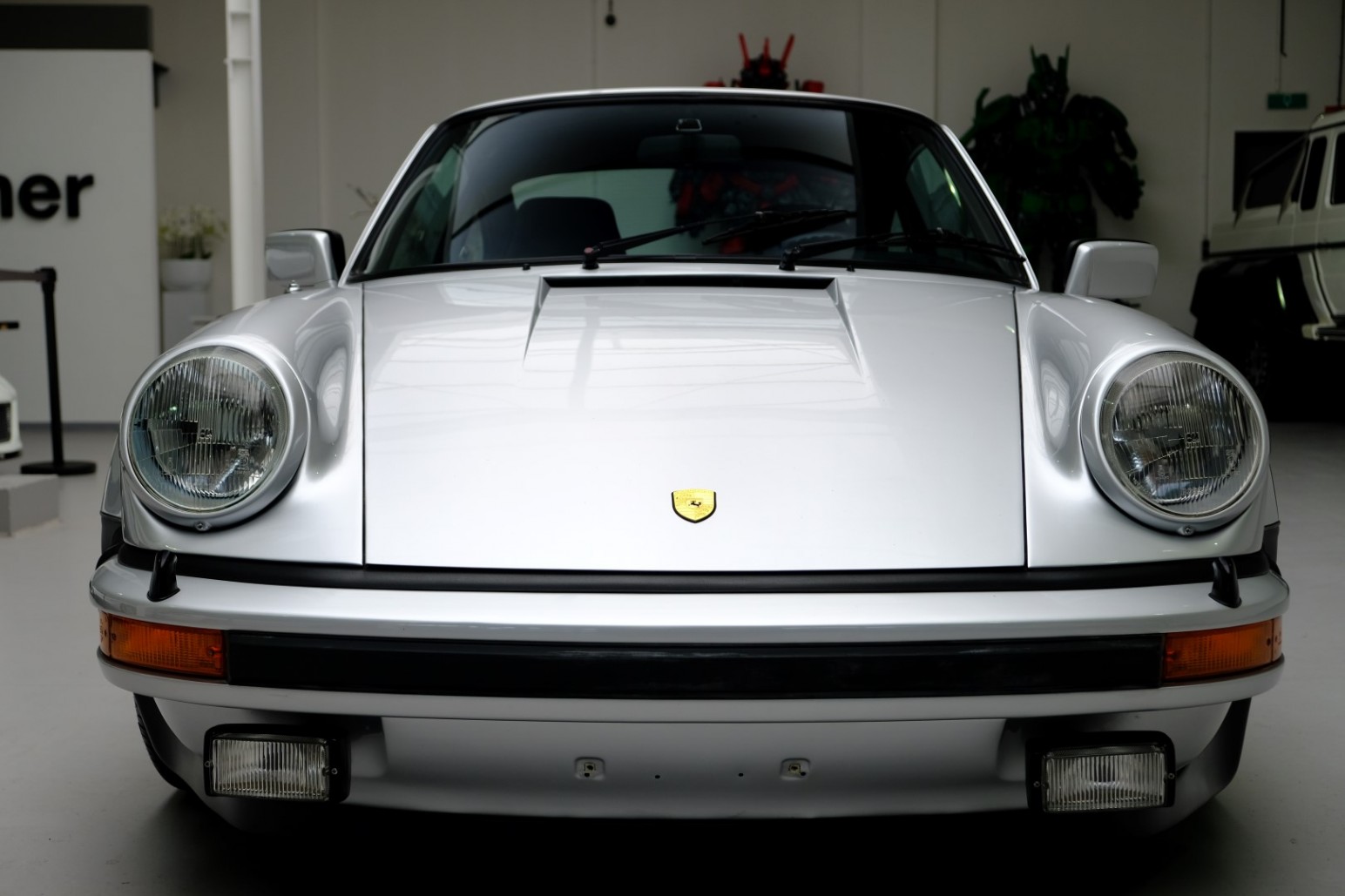 1975 Porsche 911, 12/19