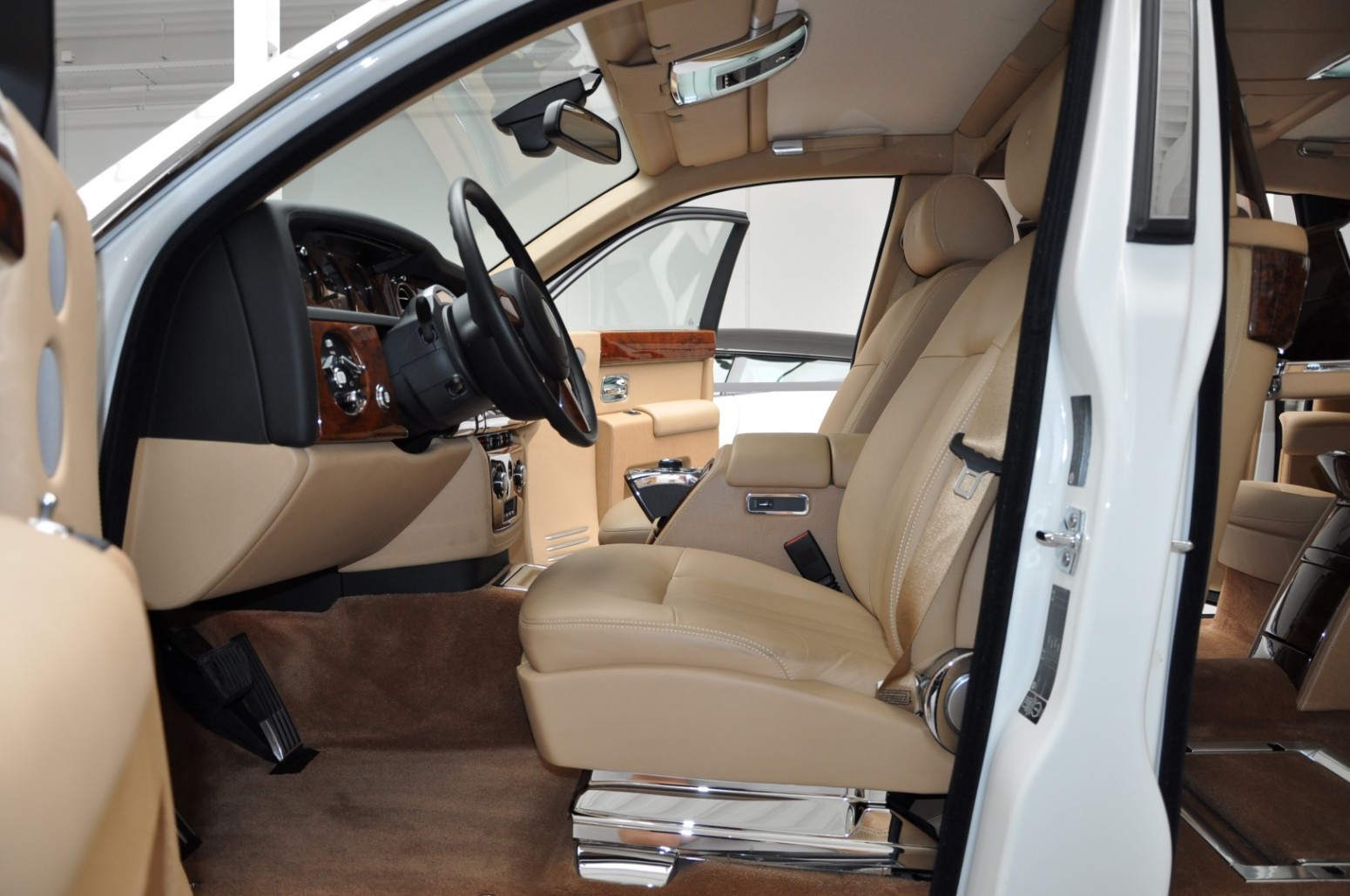 2013 Rolls-Royce Phantom Extended Wheelbase Series II, 9/19