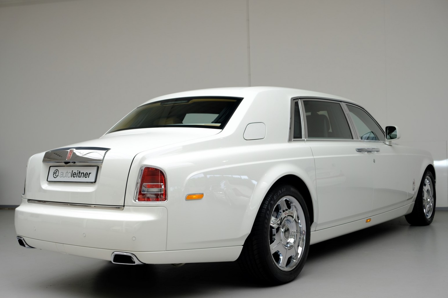 2013 Rolls-Royce Phantom Extended Wheelbase Series II, 10/19
