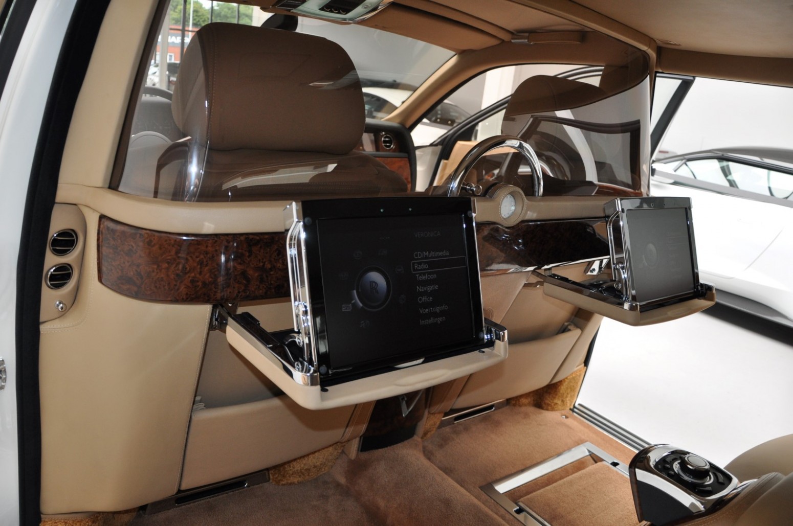 2013 Rolls-Royce Phantom Extended Wheelbase Series II, 16/19
