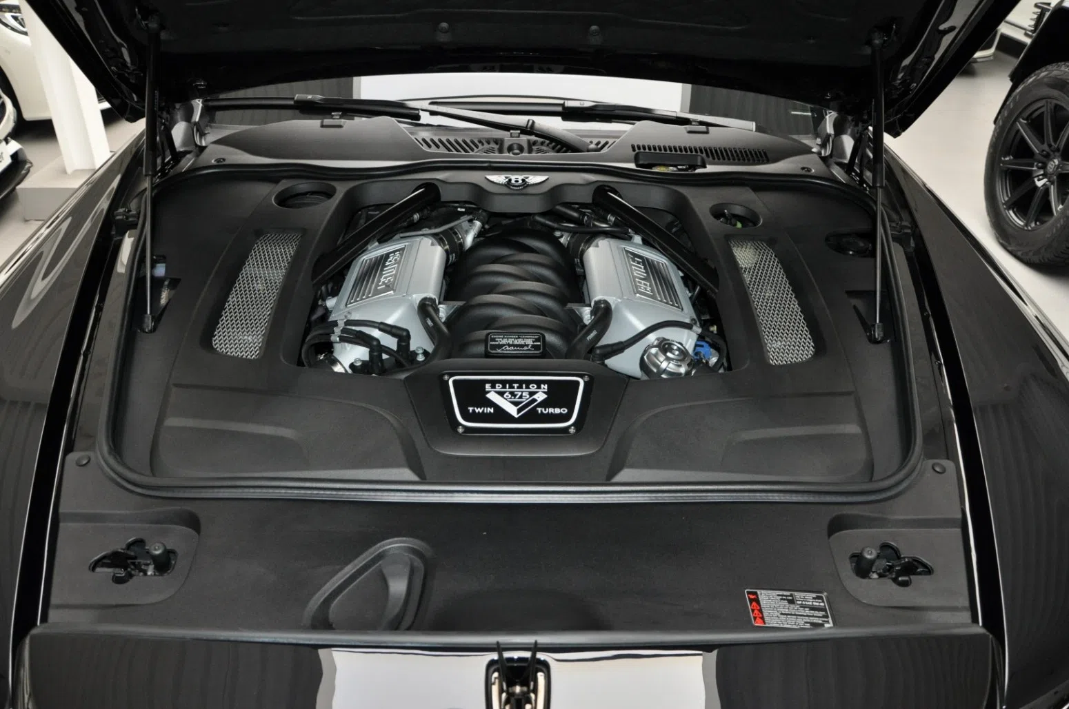 2020 Bentley Mulsanne Speed Mulliner engine