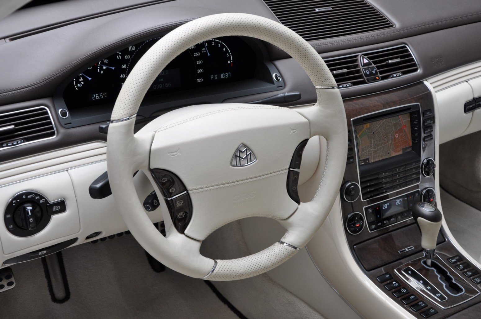 2010 Maybach 57S, 10/20