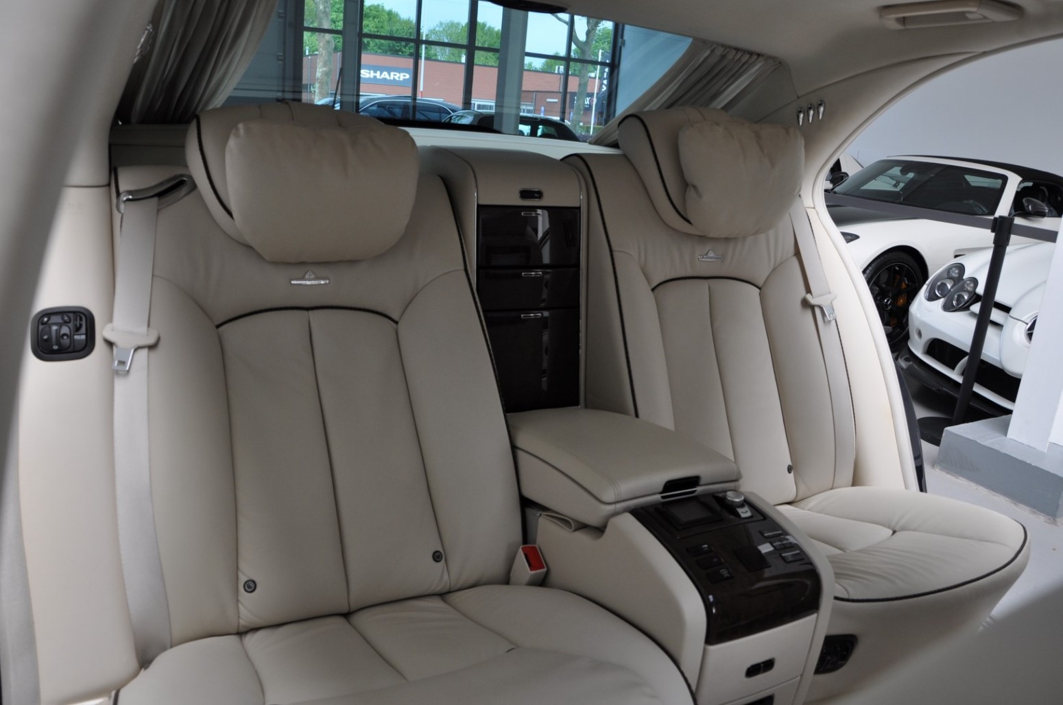 2010 Maybach 57S, 17/20