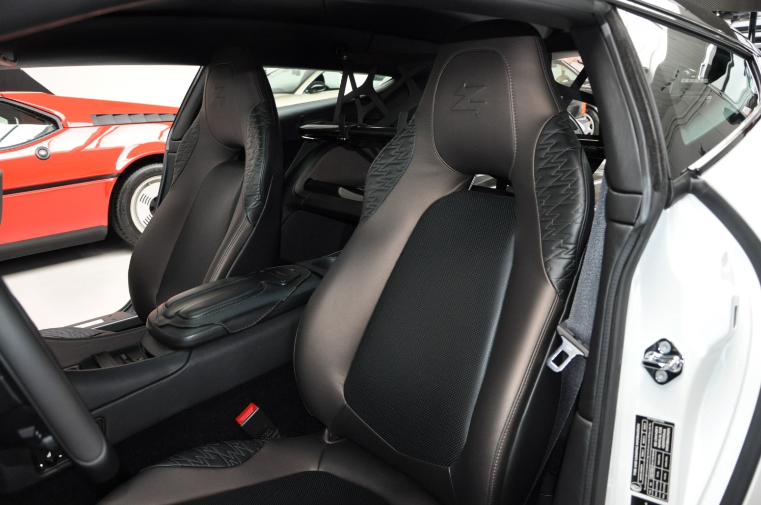 2020 Aston Martin Vanquish Zagato Shooting Brake, 4/24