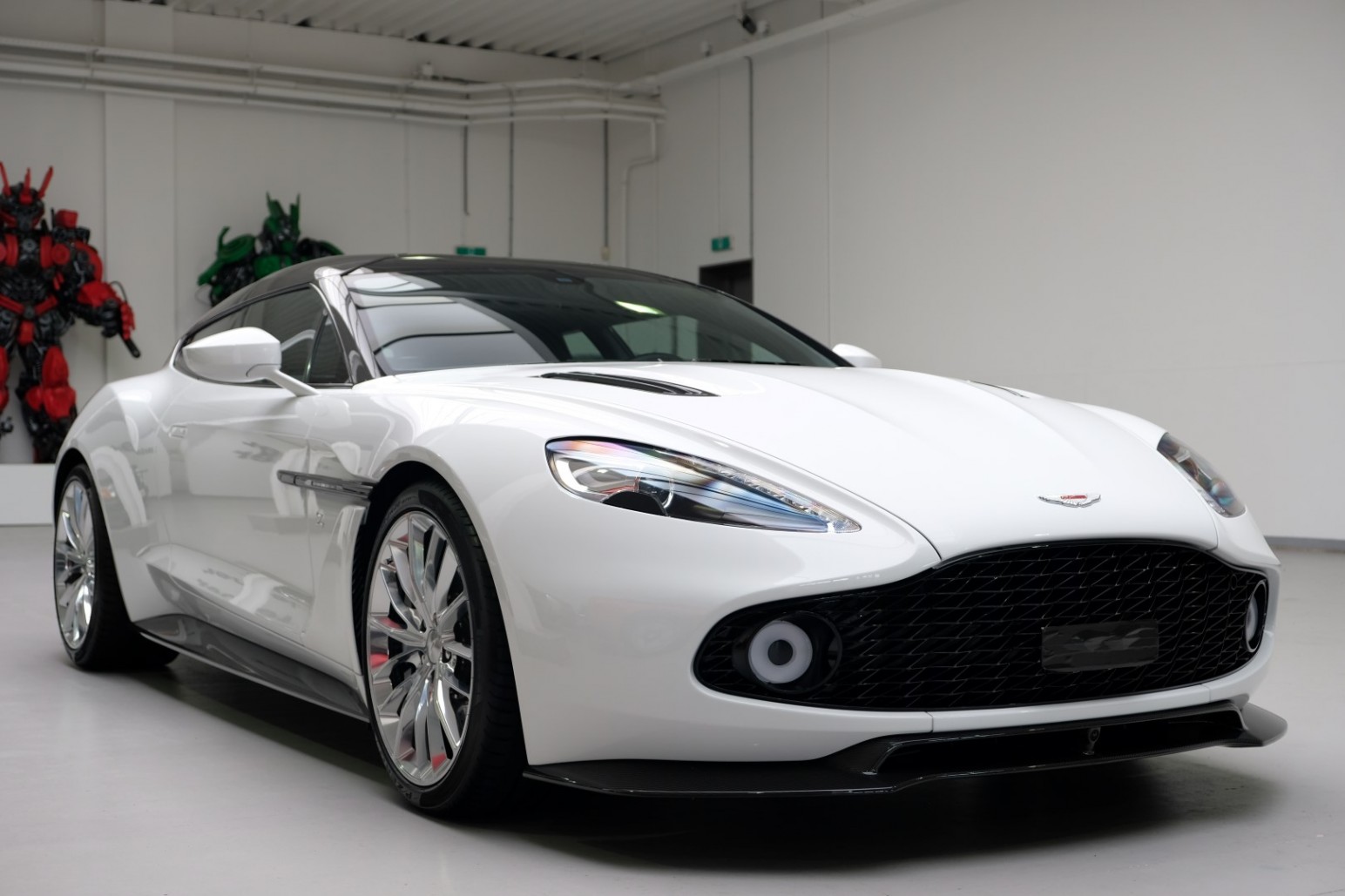 2020 Aston Martin Vanquish Zagato Shooting Brake, 9/24