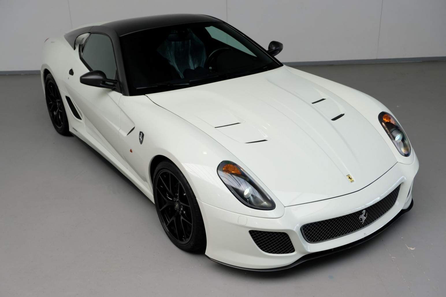 2010 Ferrari 599 GTO, 2/20