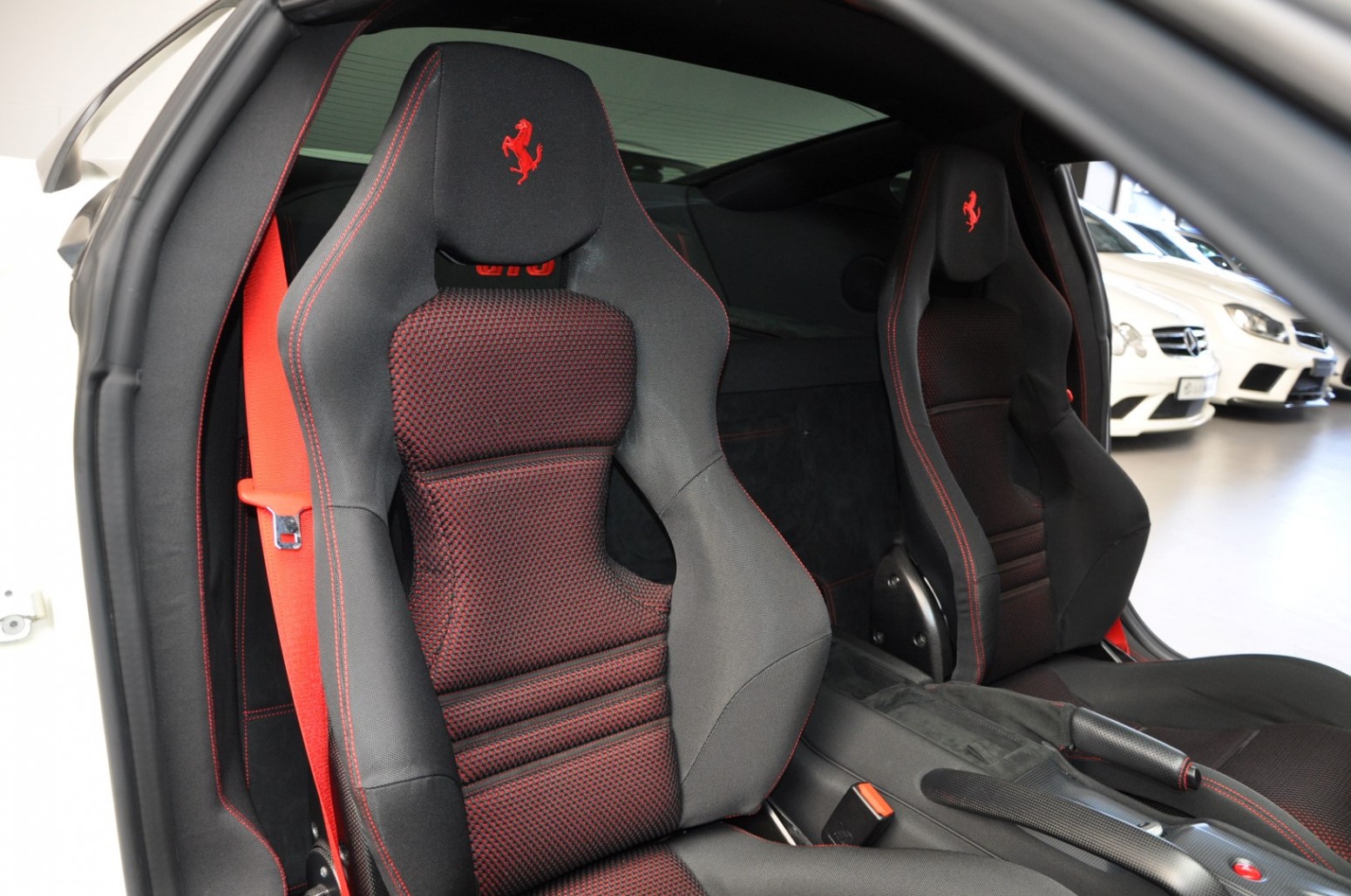 2010 Ferrari 599 GTO, 6/20