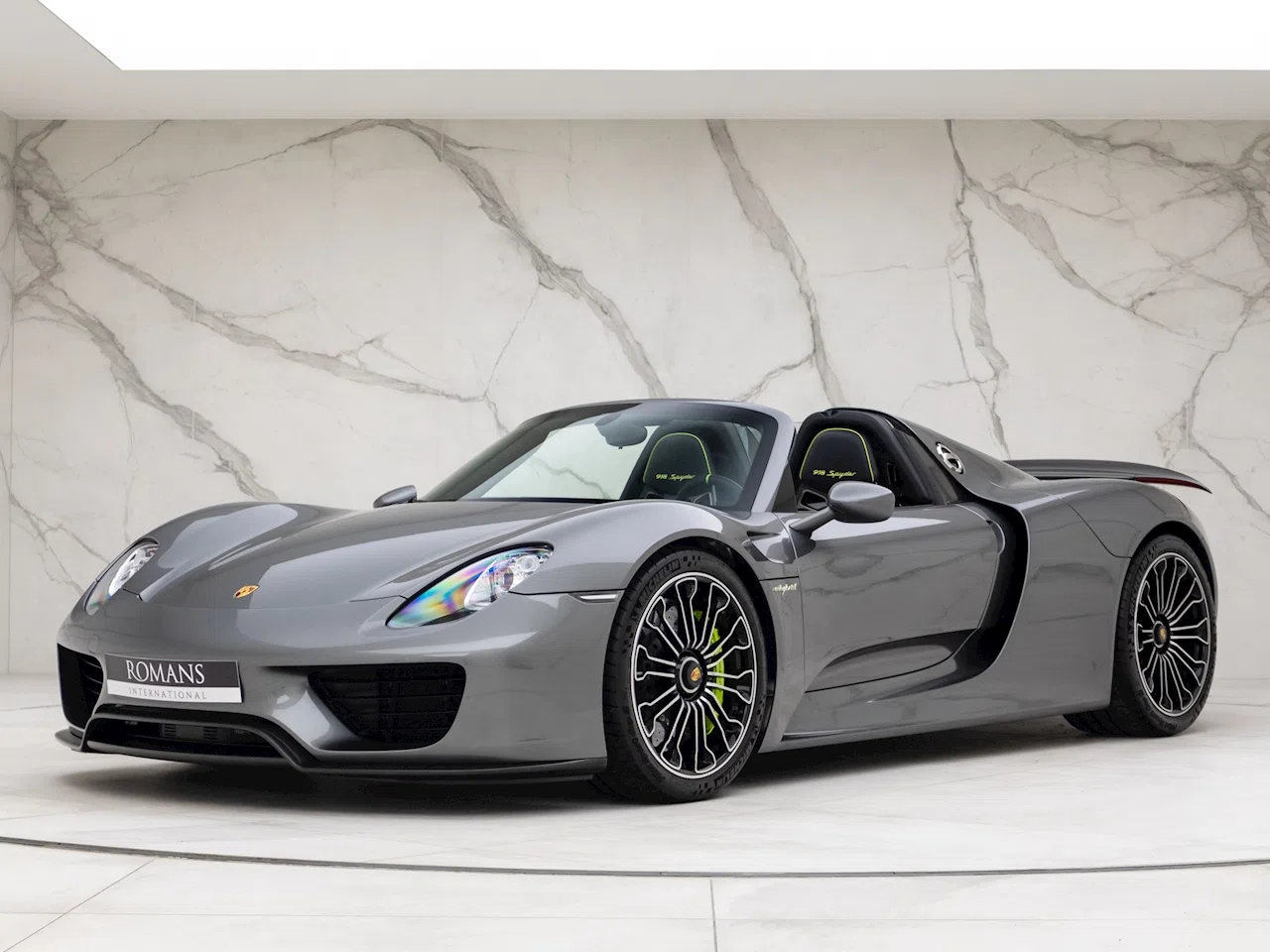 2015 Porsche 918 Spyder