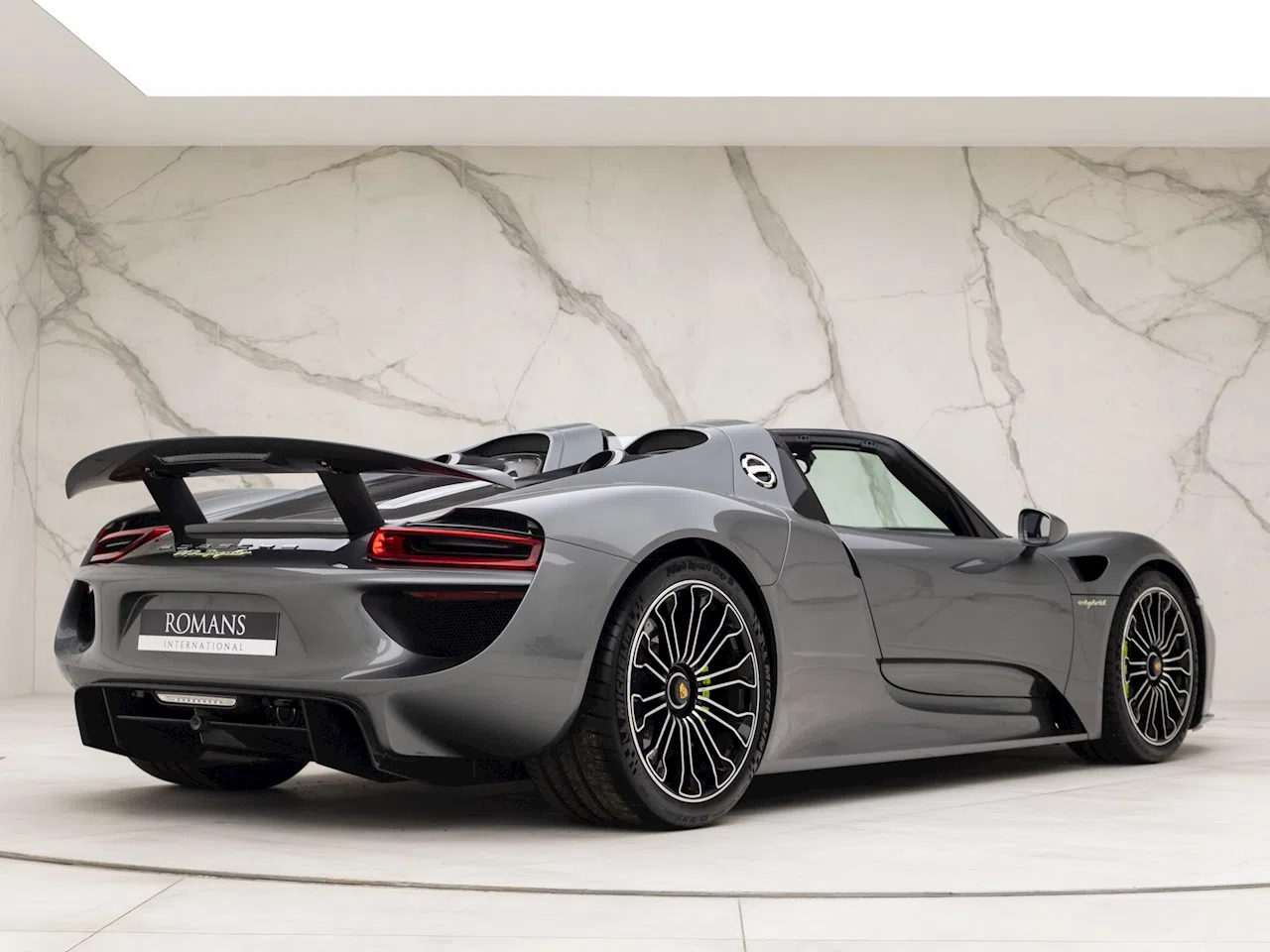 2015 Porsche 918 Spyder for sale, exterior, Meteor Grey Metallic