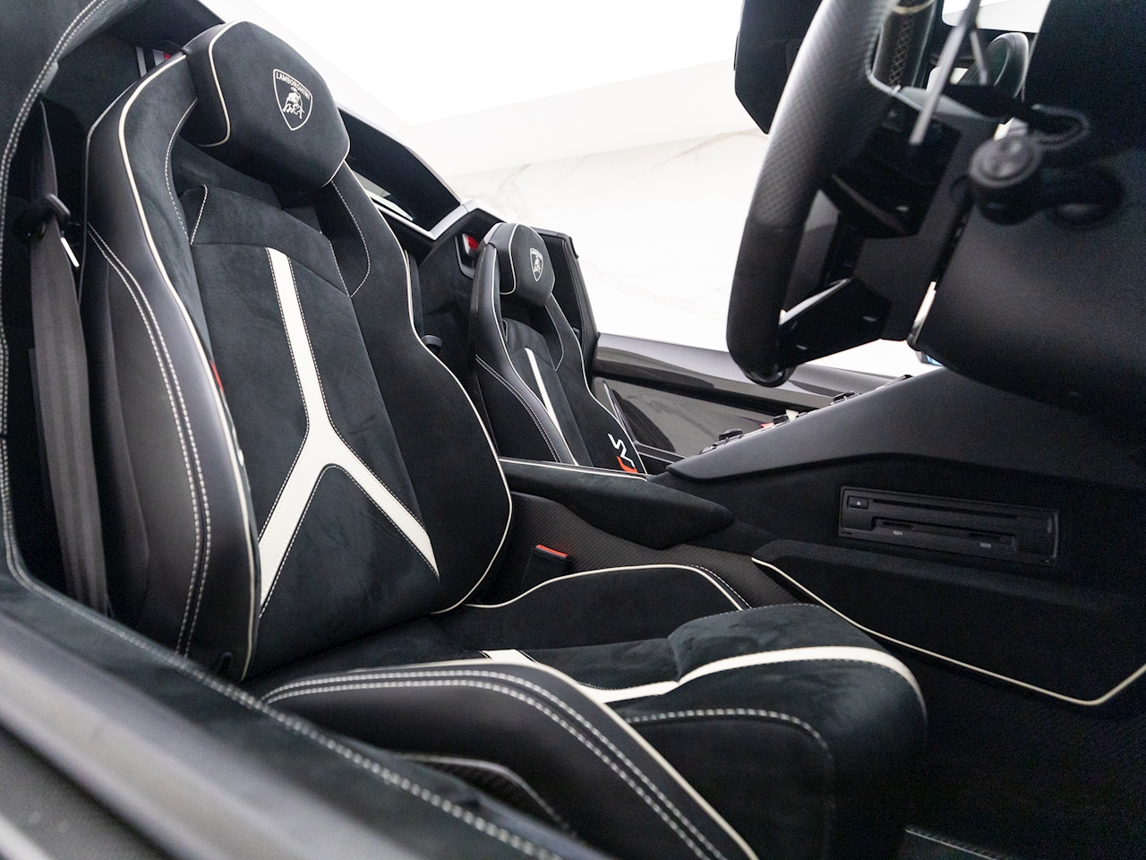 2020 Lamborghini Aventador LP 770-4 SVJ Roadster, 6/17