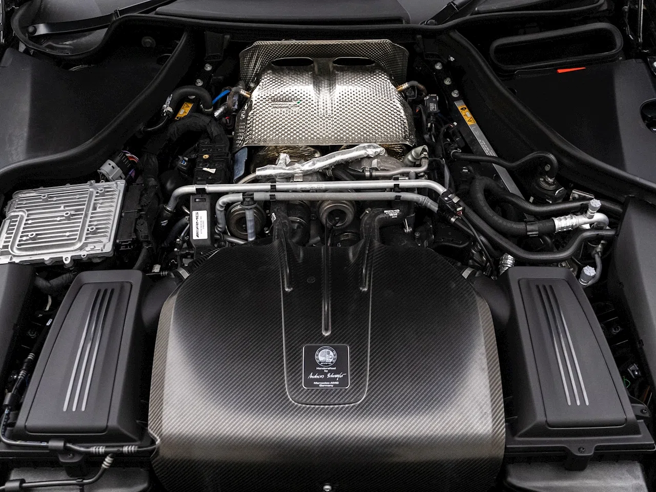 2022 Mercedes-Benz AMG BT Black Series engine