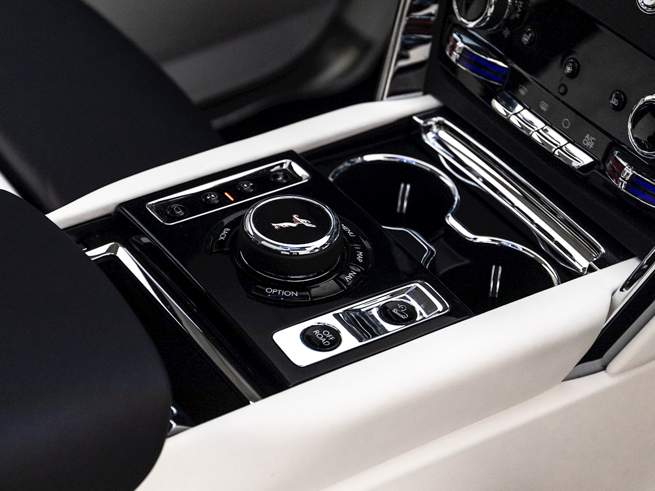 2021 Rolls-Royce Cullinan, 6/20