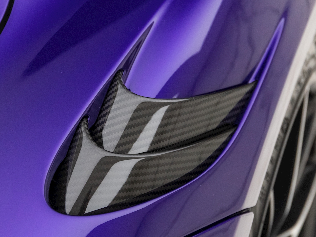 2021 McLaren 765LT, 17/19
