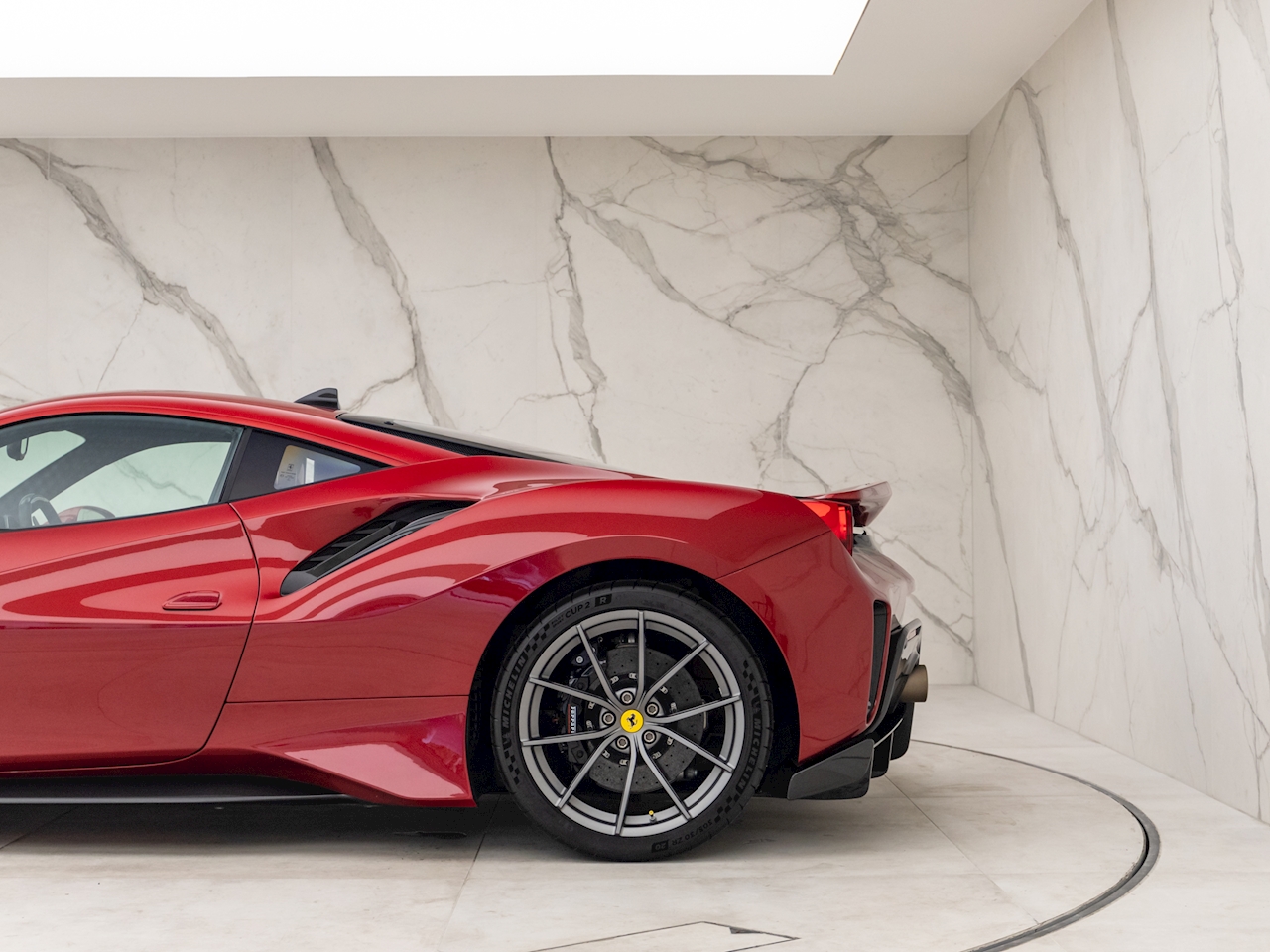 2019 Ferrari 488 Pista, 6/20