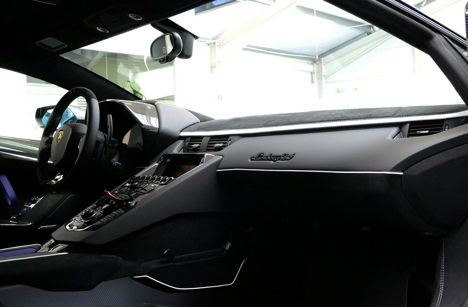 2019 Lamborghini Aventador SVJ, 17/19